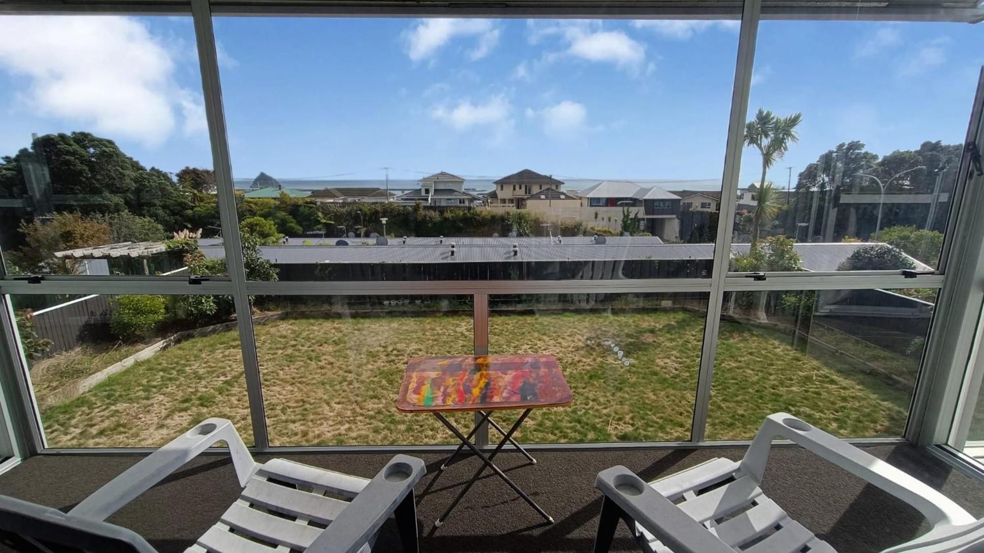 Home With Sea Views New Plymouth Luaran gambar